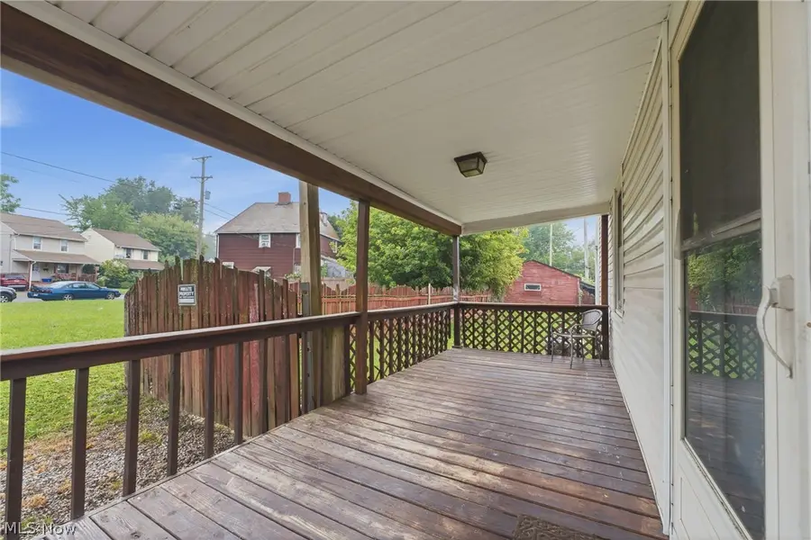 1306 Roslyn Sw Avenue, Canton, OH 44710 - #3