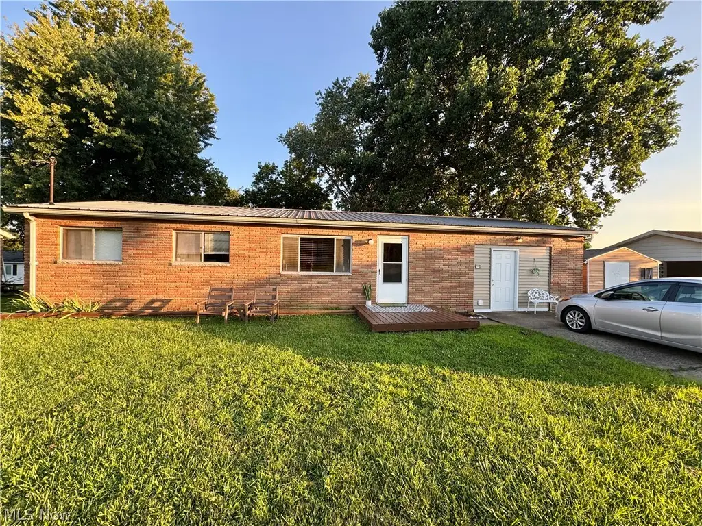 2407 Hanvey Avenue, Belpre, OH 45714 - #1
