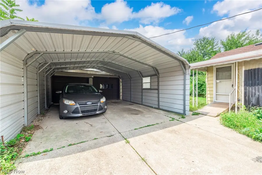3810 Highland Road, Cleveland, OH 44111 - #2