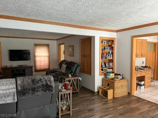 1415 Lake Center Nw Street, Uniontown, OH 44685 - #3