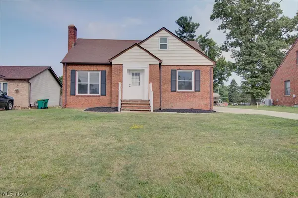 6969 Broadview Road, Seven Hills, OH 44131