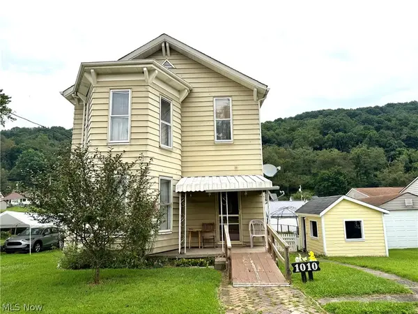 1010 Second Ave, New Cumberland, WV 26047