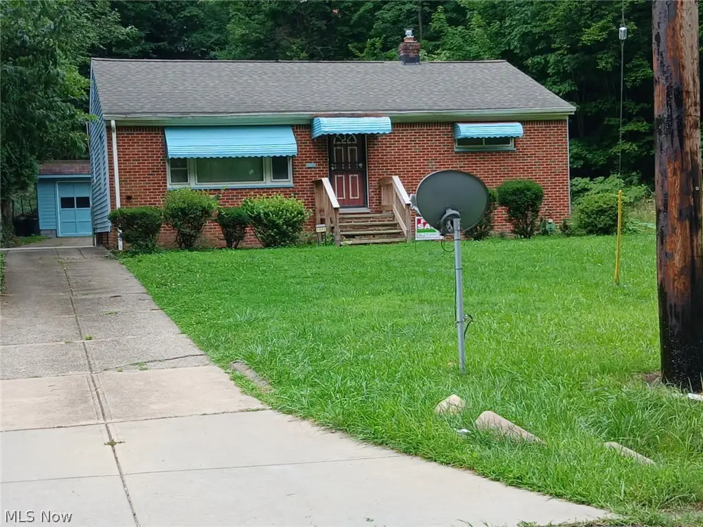 1896 Belvoir Boulevard, East Cleveland, OH 44112 - #1