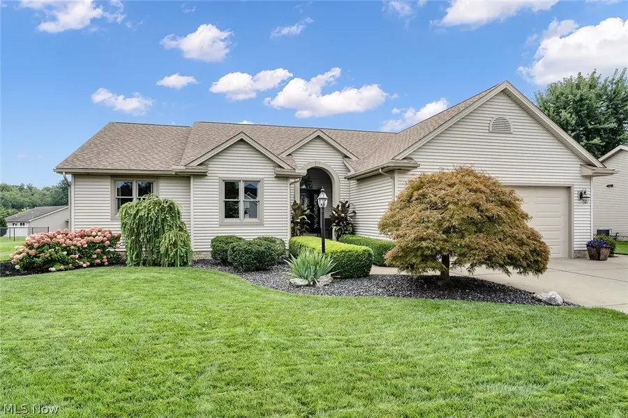 3905 Meander Drive, Mineral Ridge, OH 44440 - #2