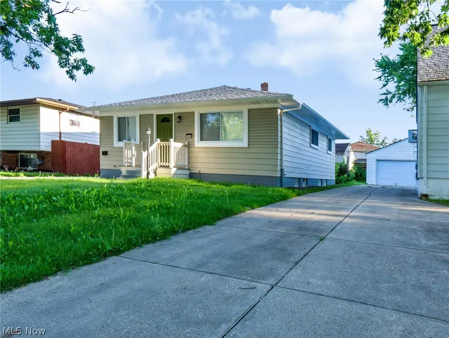 15909 Bryce Avenue, Cleveland, OH 44128 - #3