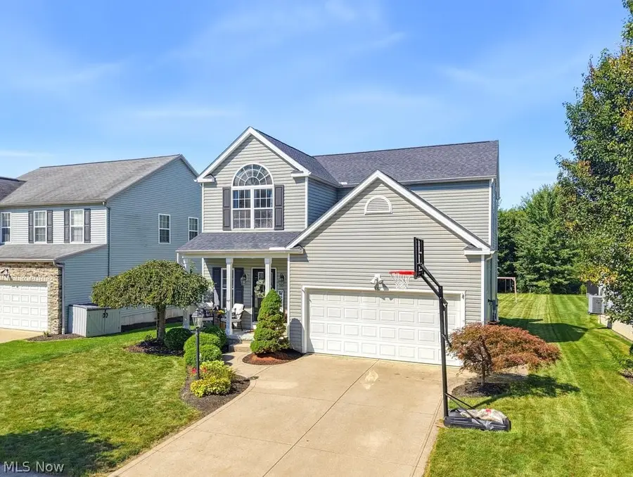 882 Queens Gate Way, Wadsworth, OH 44281 - #2