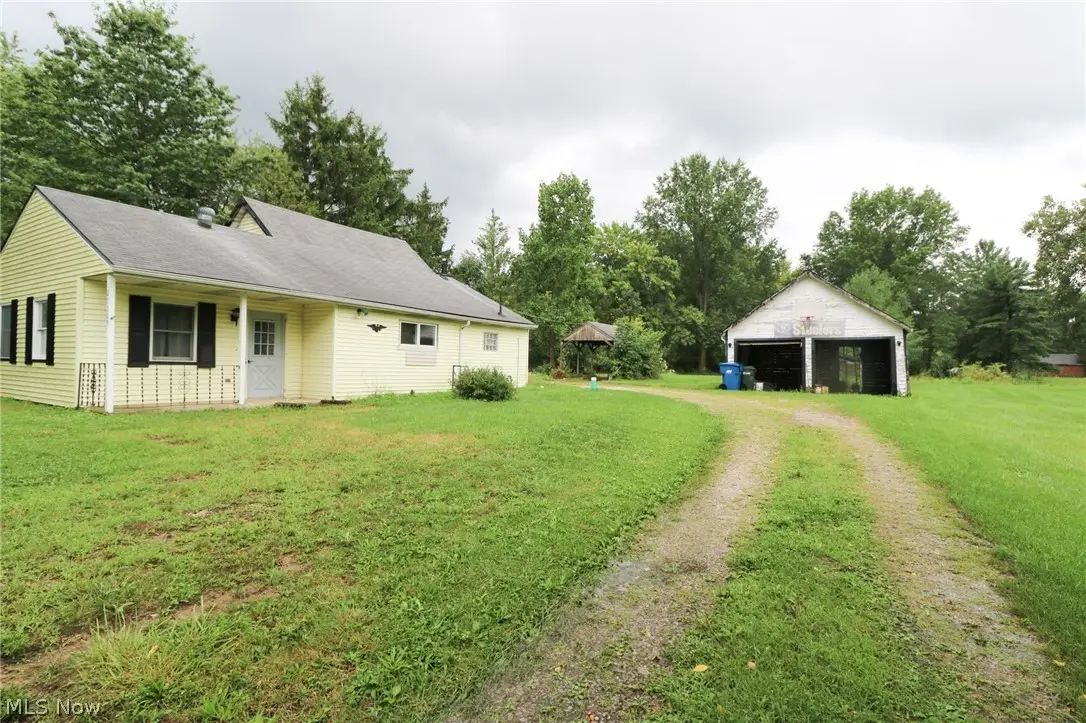 27305 Bagley Road, Olmsted, OH 44138 - #1