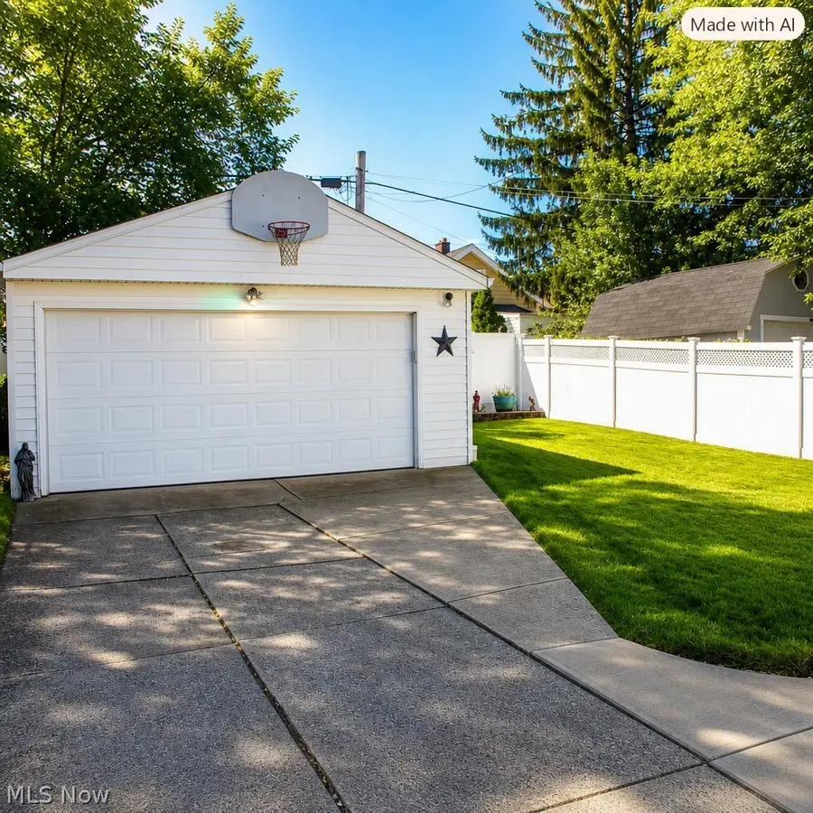 5805 Northcliff Avenue, Cleveland, OH 44144 - #3