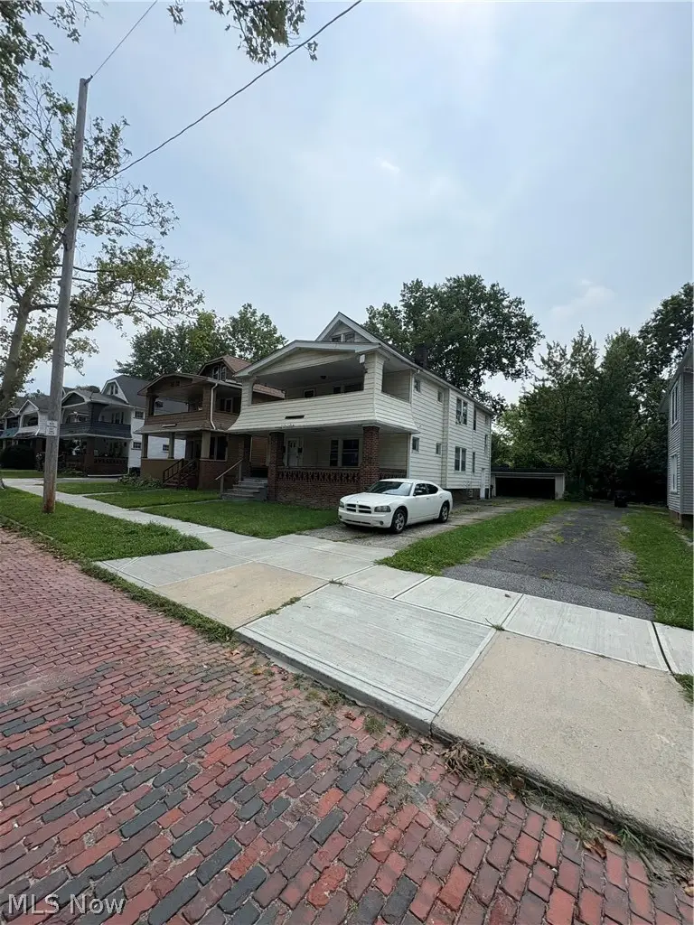 1758 Algonac Road, Cleveland, OH 44112 - #2