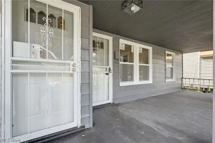 628 E 131st Street, Cleveland, OH 44108 - #3