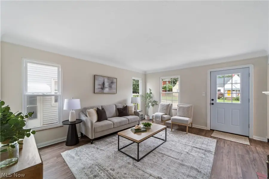 14216 Adrian Avenue, Cleveland, OH 44111 - #3