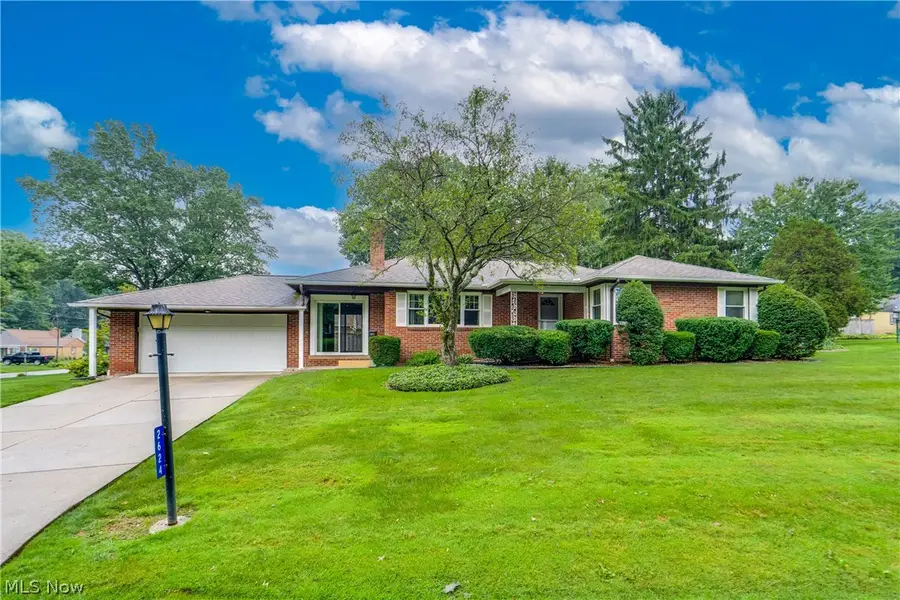2624 Eaton Nw Road, Canton, OH 44708 - #2