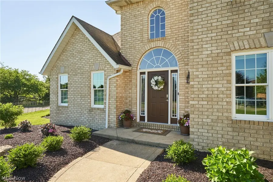7950 Loriwood Nw Circle, Massillon, OH 44646 - #2