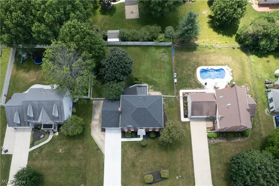 2888 Saint Albans Nw Circle, North Canton, OH 44720 - #3