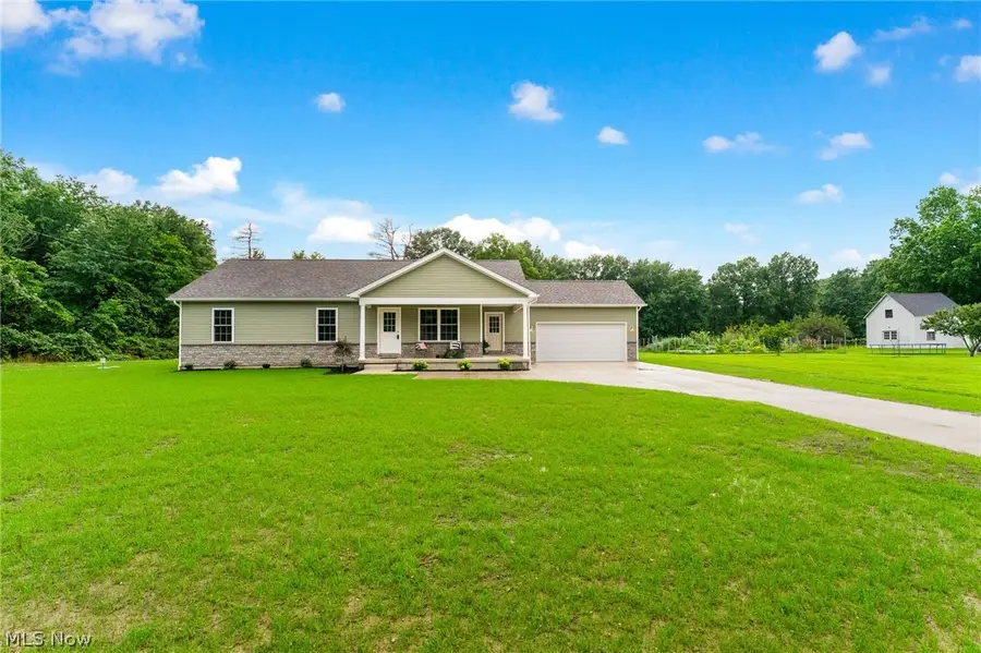 406 S Raccoon Road, Austintown, OH 44515 - #2