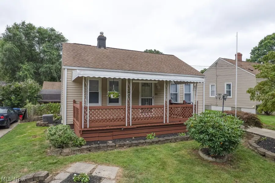 841 Caddo Avenue, Akron, OH 44305 - #2