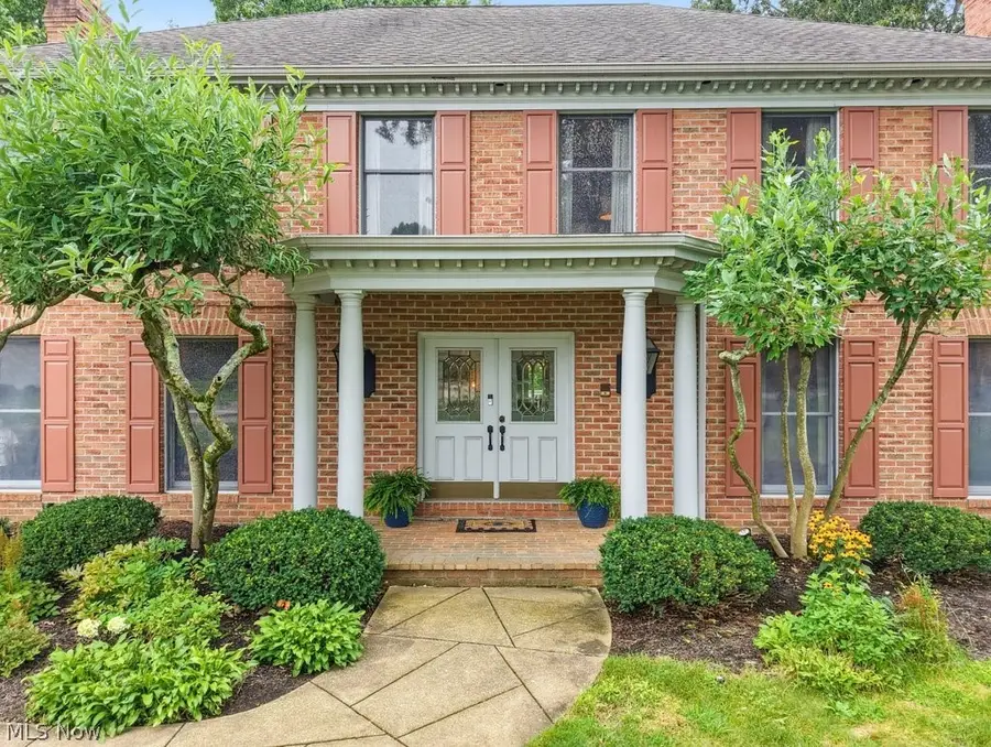 1600 Muirfield Nw Avenue, Canton, OH 44708 - #3