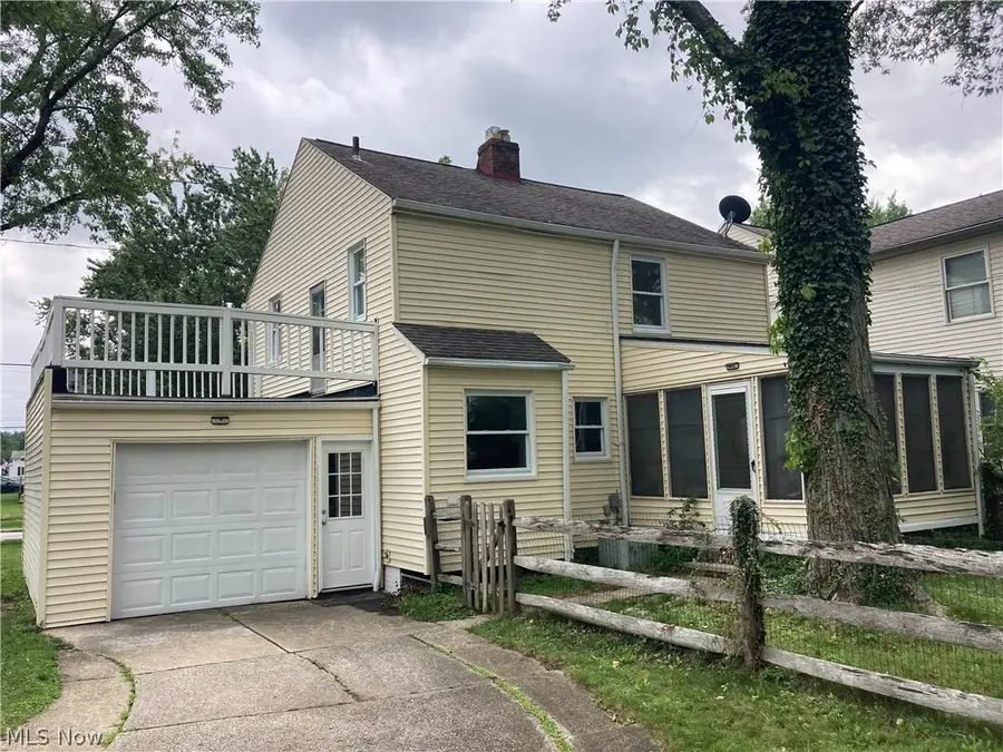 5299 Haverford Drive, Lyndhurst, OH 44124 - #3