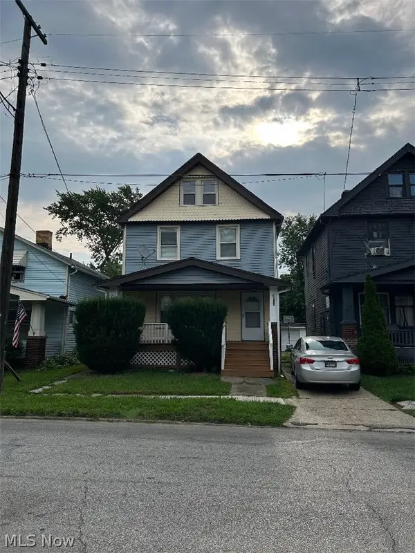 3279 W 97 Street, Cleveland, OH 44102