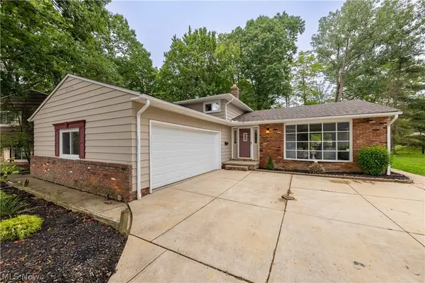 41 South Circle, Bedford, OH 44146