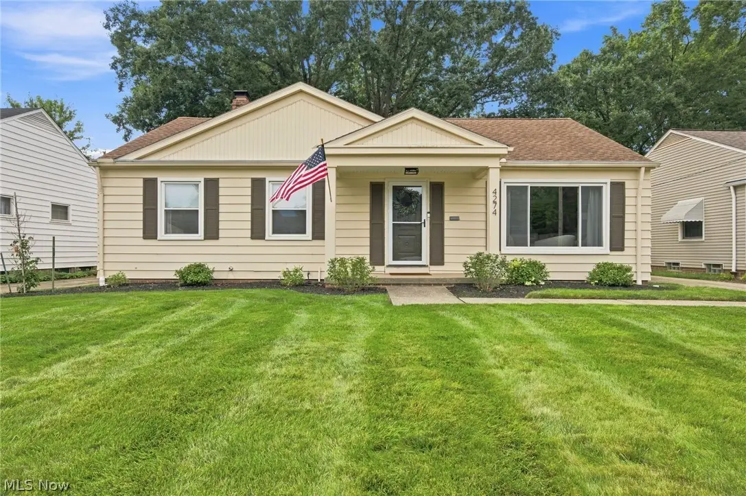 4274 W 202, Fairview Park, OH 44126 - #1