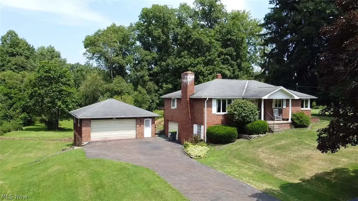 16351 Bowman Ne Street, Homeworth, OH 44634 - #1