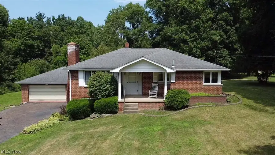 16351 Bowman Ne Street, Homeworth, OH 44634 - #3