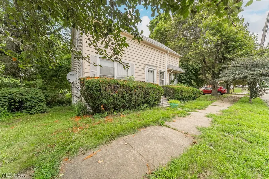 1223 Delos Street, Akron, OH 44306 - #2