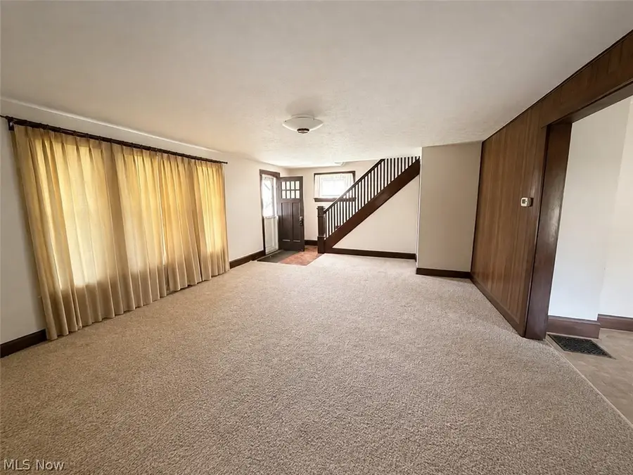 409 E Main Street, Madison, OH 44057 - #3