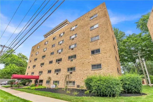 101 S Rocky River Drive #307, Berea, OH 44017