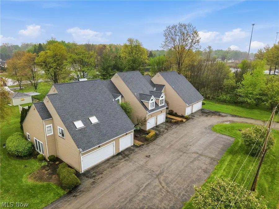 1006 Powers Avenue #5, Youngstown, OH 44505 - #3