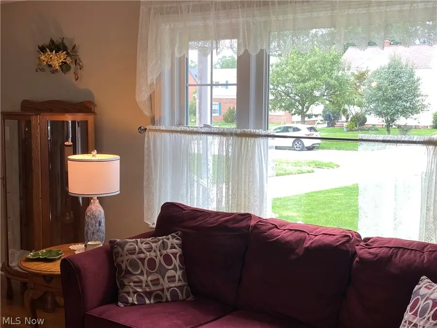 2006 Campus Road, South Euclid, OH 44121 - #3