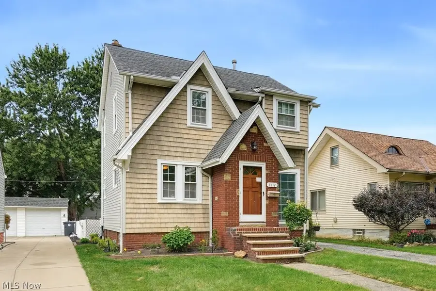 4112 W 158th Street, Cleveland, OH 44135 - #3