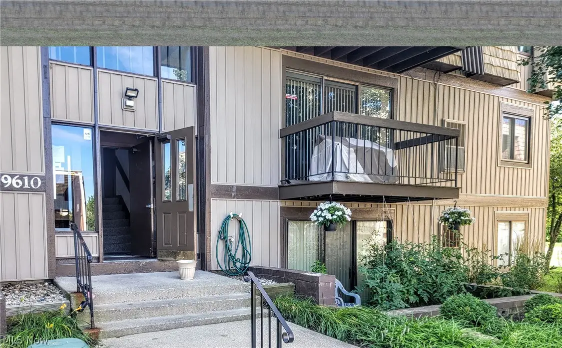 9610 Cove Drive #B18, North Royalton, OH 44133 - #1