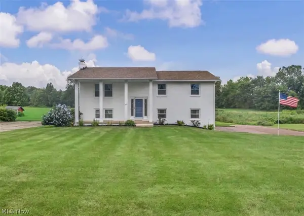 2661 Eaver Nw Street, Uniontown, OH 44685