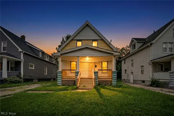 12822 Ferris Avenue, Cleveland, OH 44105