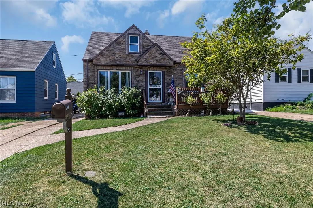7325 Traymore Avenue, Brooklyn, OH 44144 - #1