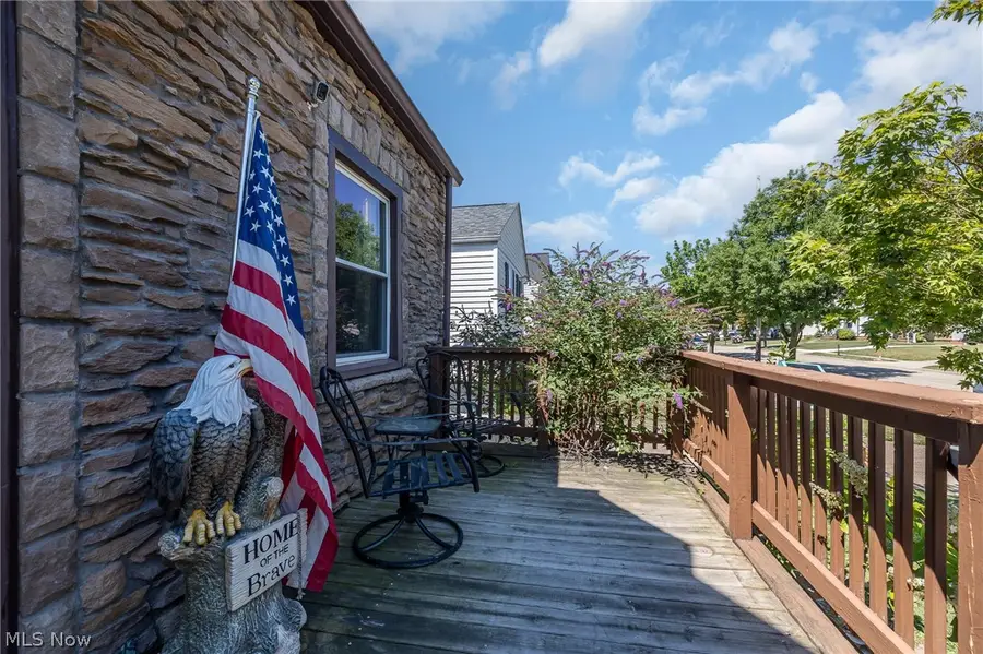 7325 Traymore Avenue, Brooklyn, OH 44144 - #2