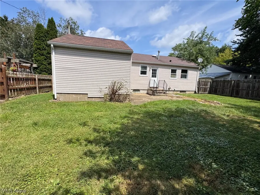 2308 42nd Nw Street, Canton, OH 44709 - #2