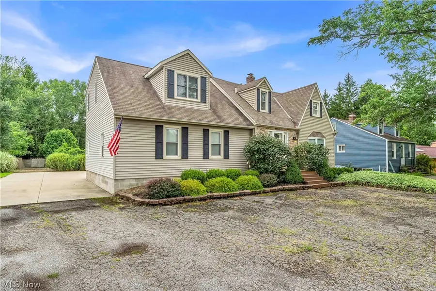 10037 W Sprague Road, North Royalton, OH 44133 - #2