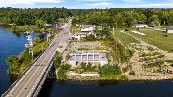 17000 Mahoning Avenue, Lake Milton, OH 44429