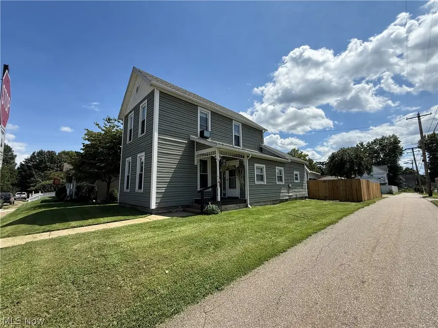 839 Locust Street, Coshocton, OH 43812 - #2