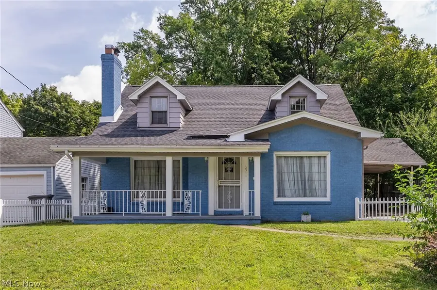 2311 Coronado Avenue, Youngstown, OH 44504 - #2