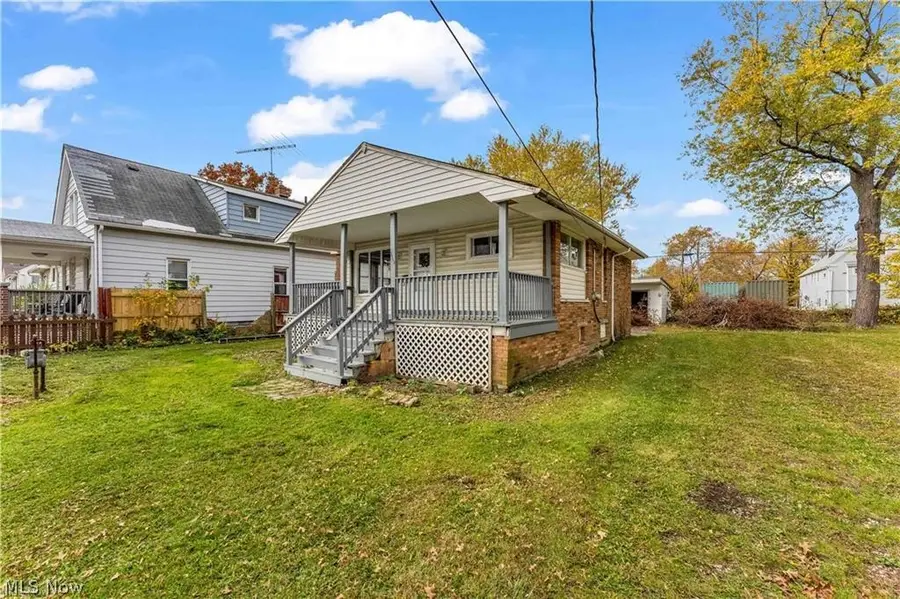 664 E 162nd Street, Cleveland, OH 44110 - #2