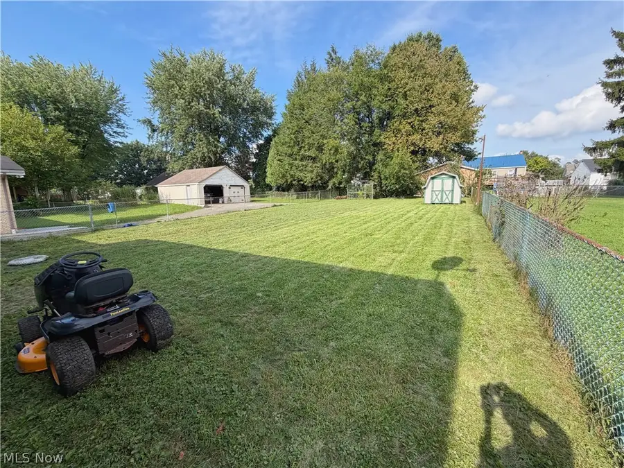 1992 Lisbon Street, East Liverpool, OH 43920 - #3