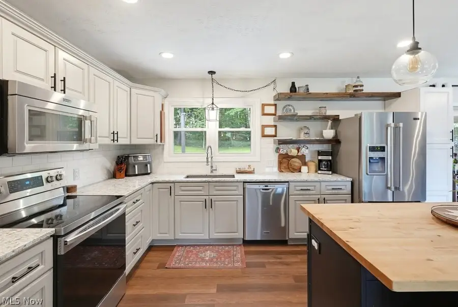 862 Dunning Road, New Franklin, OH 44614 - #3