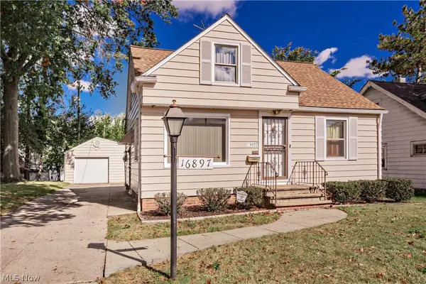 16897 Mapleboro Avenue, Maple Heights, OH 44137