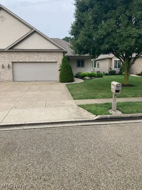 1322 Meadowbrook Drive, Dover, OH 44622 - #2