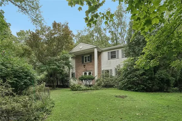 4188 Idlebrook Drive, Akron, OH 44333