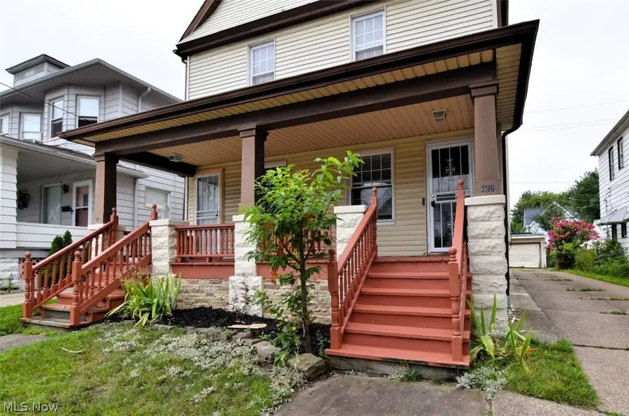3186 W 88th Street, Cleveland, OH 44102 - #2